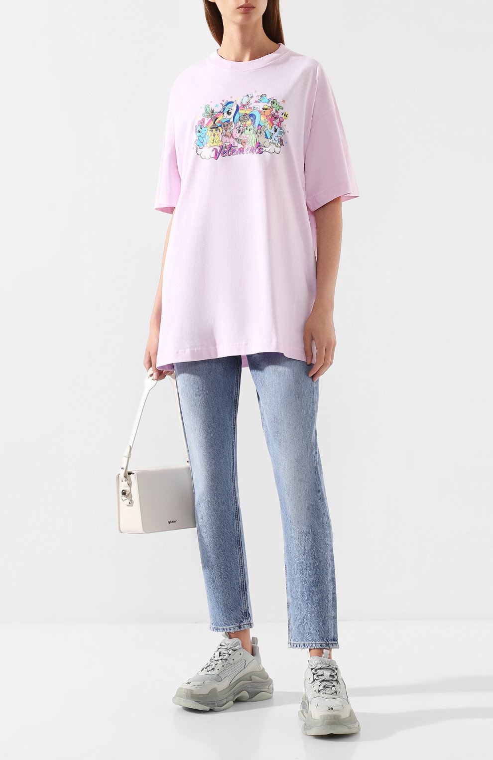 Хлопковая футболка VETEMENTS розового цвета по цене 34050 руб., арт. WAH20TR316, фото 2 Хлопковая футболка VETEMENTS, арт. WAH20TR316, фото 2