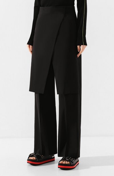 Шерстяные брюки MM6 черного цвета по цене 44700 руб., арт. S52KA0245/S52209, фото 3 Шерстяные брюки MM6, арт. S52KA0245/S52209, фото 3