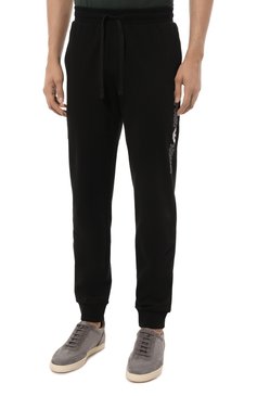 Мужские хлопковые джоггеры EMPORIO ARMANI черного цвета, арт. 111690/4R566 | Фото 3 (Длина (брюки, джинсы): Стандартные; Драгоценные камни: Проставлено; Материал внешний: Хлопок; Материал сплава: Проставлено; Силуэт М (брюки): Джоггеры; Стили: Кэжуэл)