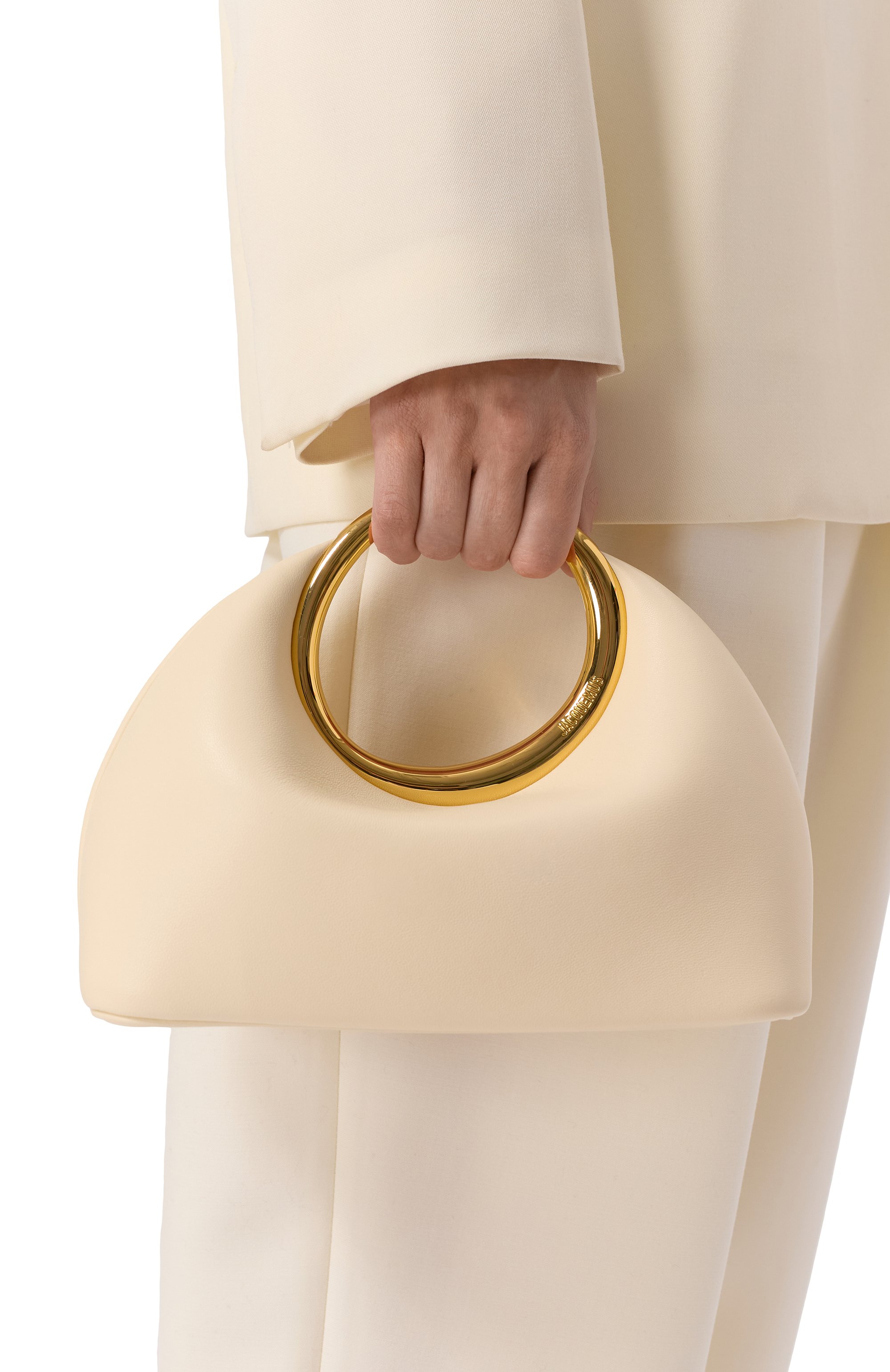 Сумка le petit calino JACQUEMUS кремового цвета по цене 107000 руб., арт. 24E241BA395, фото 2 Сумка le petit calino JACQUEMUS, арт. 24E241BA395, фото 2