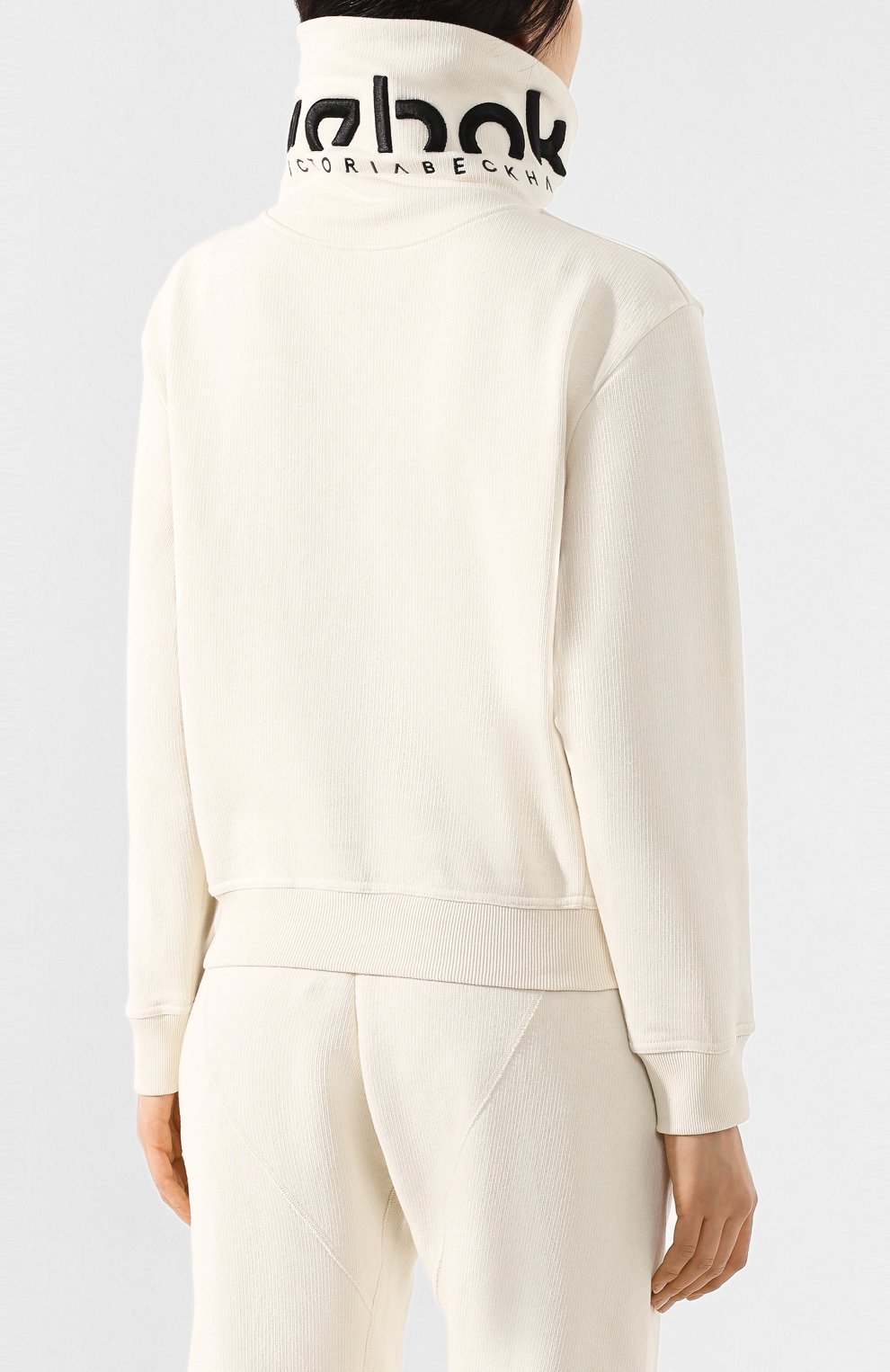 Толстовка reebok x victoria beckham REEBOK белого цвета по цене 19350 руб., арт. GF4195, фото 4 Толстовка reebok x victoria beckham REEBOK, арт. GF4195, фото 4