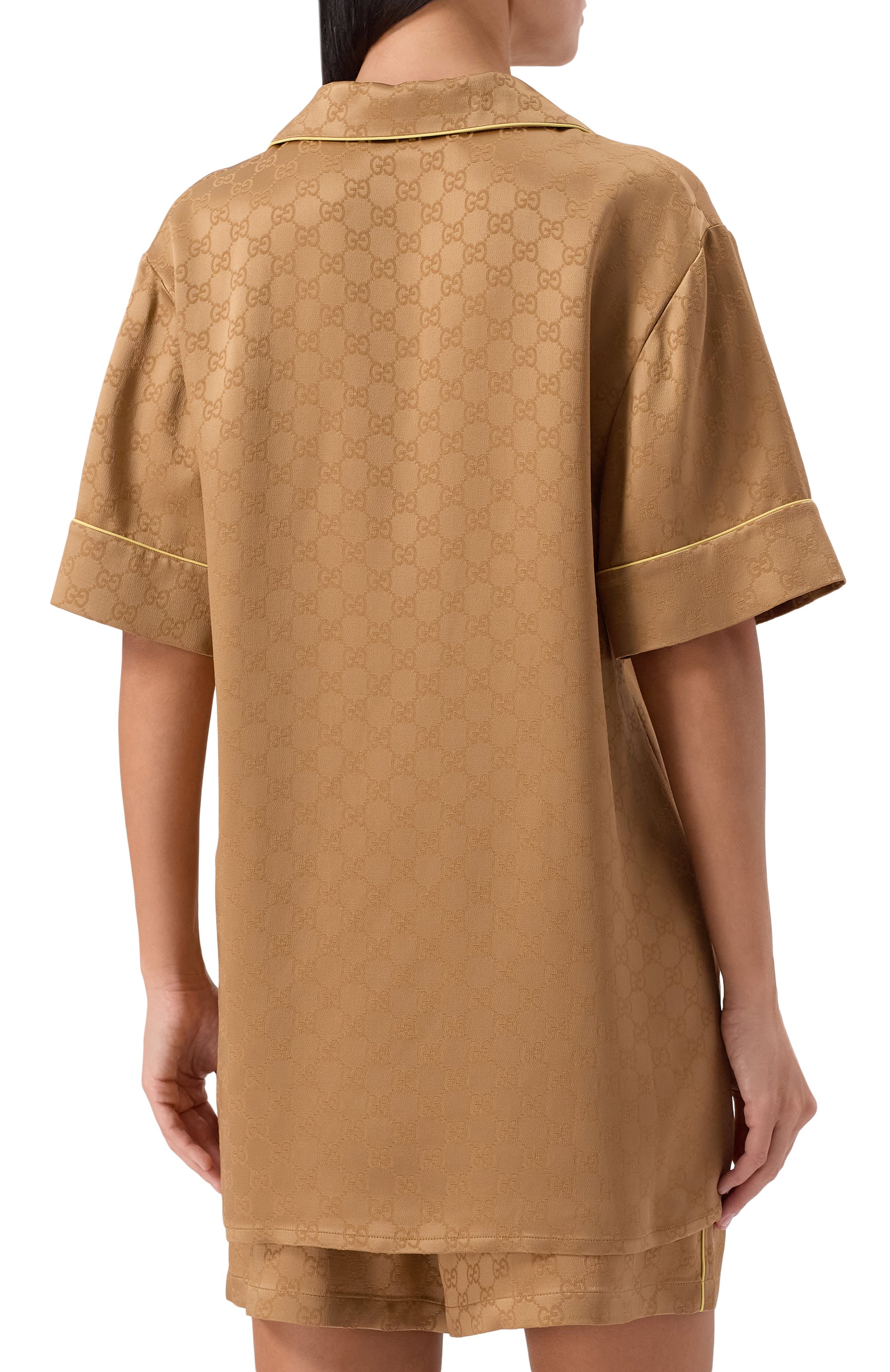 Поло GUCCI бежевого цвета по цене 194500 руб., арт. 814927/ZAQKJ, фото 4 Поло GUCCI, арт. 814927/ZAQKJ, фото 4