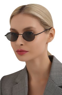 Женские солнцезащитные очки MYKITA черного цвета, арт. NA0K0/BLACK/GREY S0LID 002 | Фото 2 (Кросс-КТ: С/з-унисекс; Региональные ограничения белый список (Axapta Mercury): RU; Тип очков: С/з; Очки форма: Овальные; Оптика Гендер: оптика-унисекс)