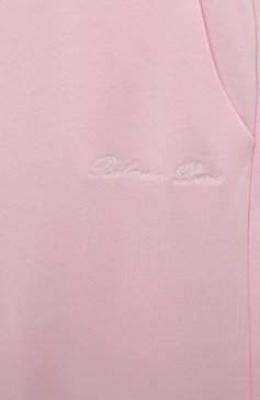 Детские хлопковые брюки BALMAIN светло-розового цвета, арт. BV6A00 | Фото 3 (Материал внешний: Хлопок; Нос: Не проставлено; Девочки Кросс-КТ: Брюки-спорт; Автоматизация состава: Проставлено; Ростовка одежда: 6 лет | 116 см, 8 лет | 128 см, 10 - 11 лет | 140 - 146см, 12 лет | 152 см, 13 - 15 лет | 158 см, 16 лет | 164 см)