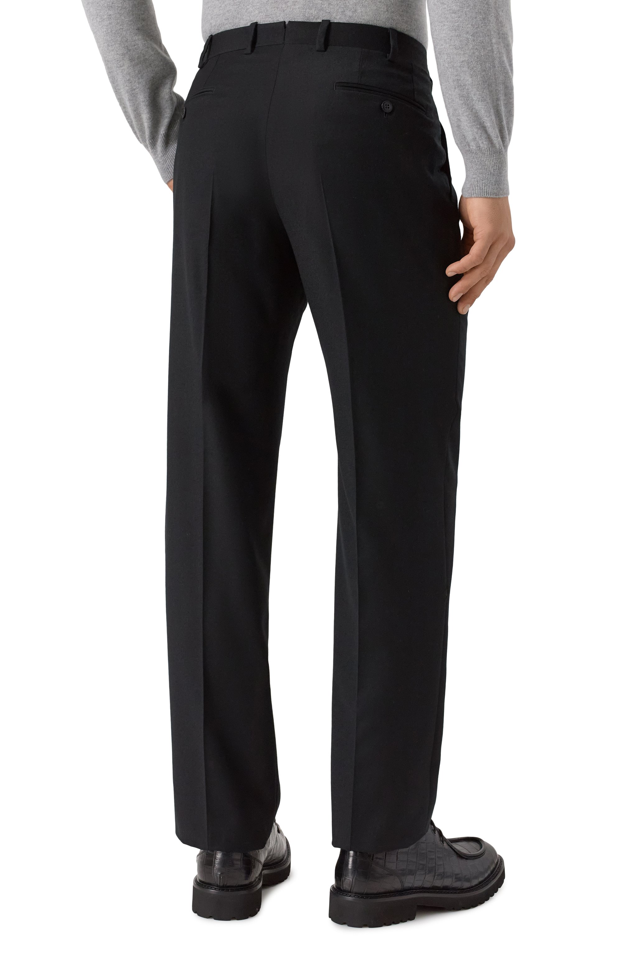 Брюки из шерсти и кашемира BRIONI черного цвета по цене 158000 руб., арт. RPC60M/0CA90, фото 4 Брюки из шерсти и кашемира BRIONI, арт. RPC60M/0CA90, фото 4