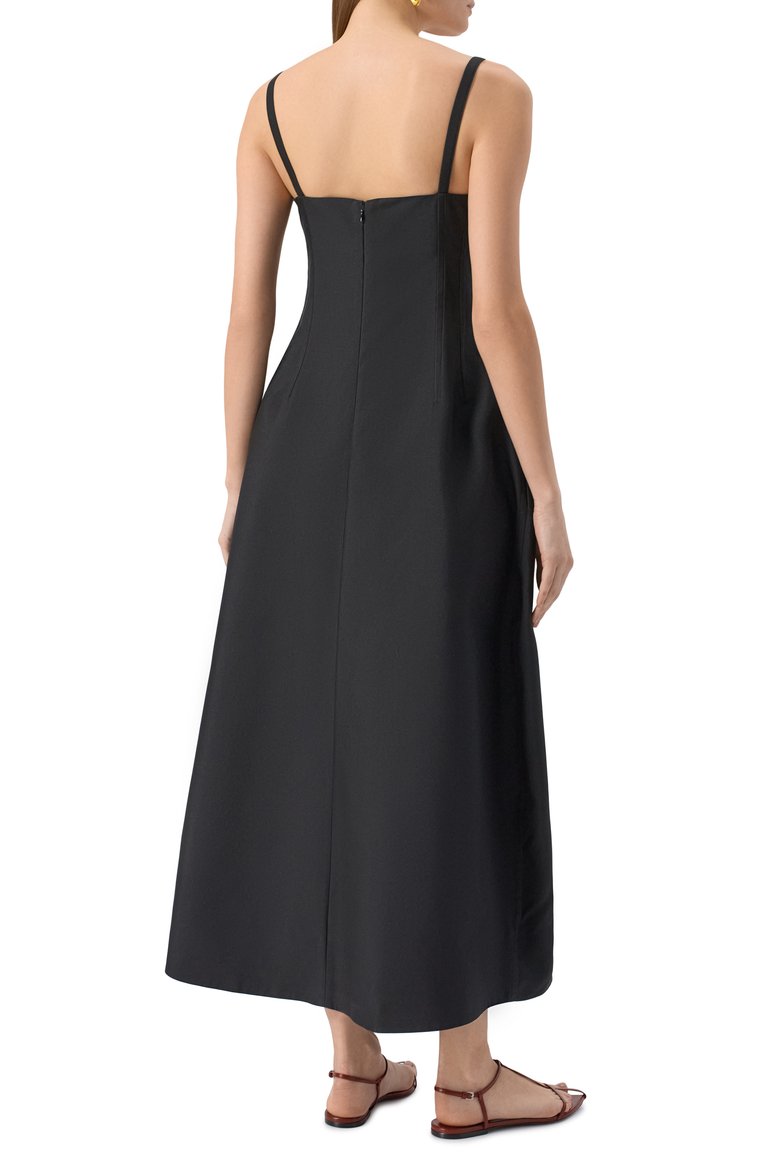Женское платье JIL SANDER черного цвета, арт. J04CT0113-J70013 | Фото 4 (Материал внешний: Шелк, Синтетический материал; Длина Ж (юбки, платья, шорты): Миди; Случай: Повседневный; Женское Кросс-КТ: Платье-�одежда; Стили: Минимализм; Рукава: На бретелях; Автоматизация ТО: Проставлено; Автоматизация состава: Проставлено)