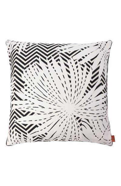 Декоративная подушка MISSONIHOME черно-белого цвета по цене 59950 руб., арт. 1E4CU00718/601, фото 2 Декоративная подушка MISSONIHOME, арт. 1E4CU00718/601, фото 2