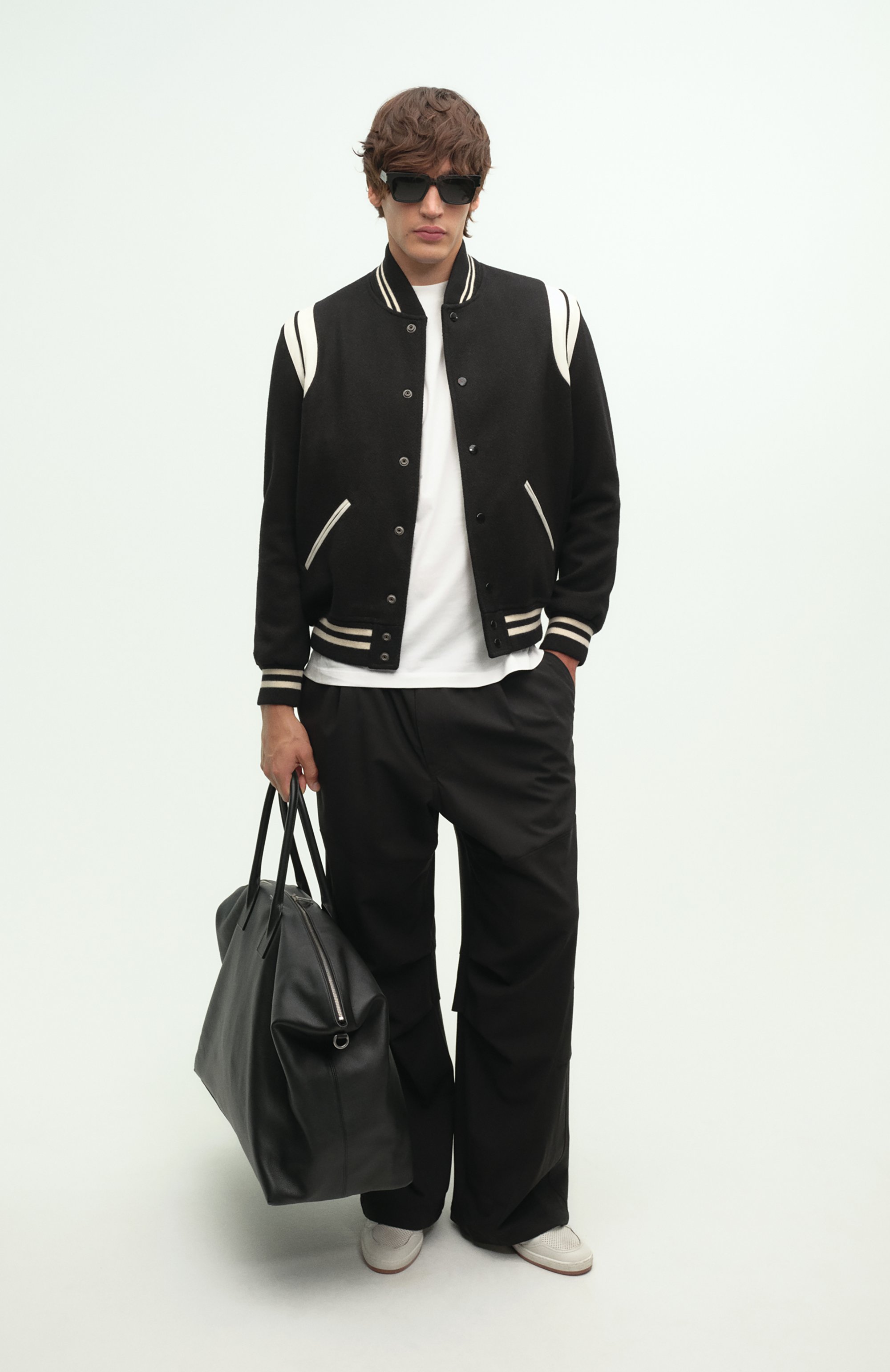 Кожаные кеды ball star GOLDEN GOOSE DELUXE BRAND белого цвета по цене 77050 руб., арт. GMF00717.F006013, фото 9 Кожаные кеды ball star GOLDEN GOOSE DELUXE BRAND, арт. GMF00717.F006013, фото 9