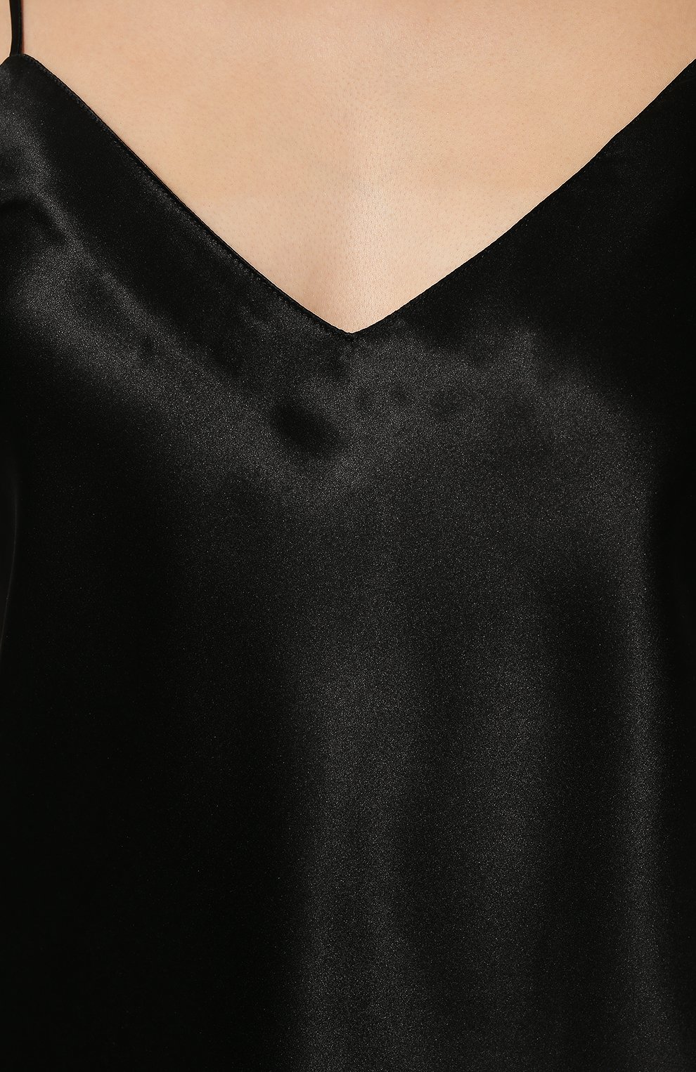 Шелковая пижама SIMONE PERELE черного цвета по цене 28690 руб., арт. 15B900-15B640, фото 7 Шелковая пижама SIMONE PERELE, арт. 15B900-15B640, фото 7