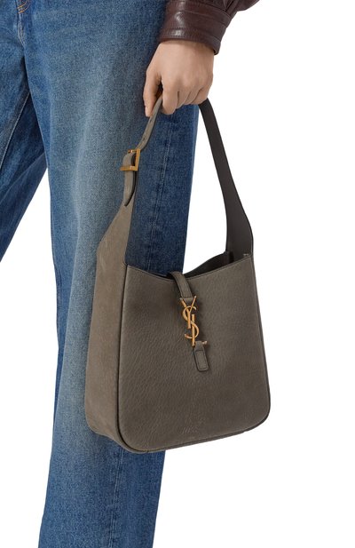 Сумка le 5 a 7 small SAINT LAURENT серого цвета по цене 362000 руб., арт. 850533/AAEEL, фото 2 Сумка le 5 a 7 small SAINT LAURENT, арт. 850533/AAEEL, фото 2