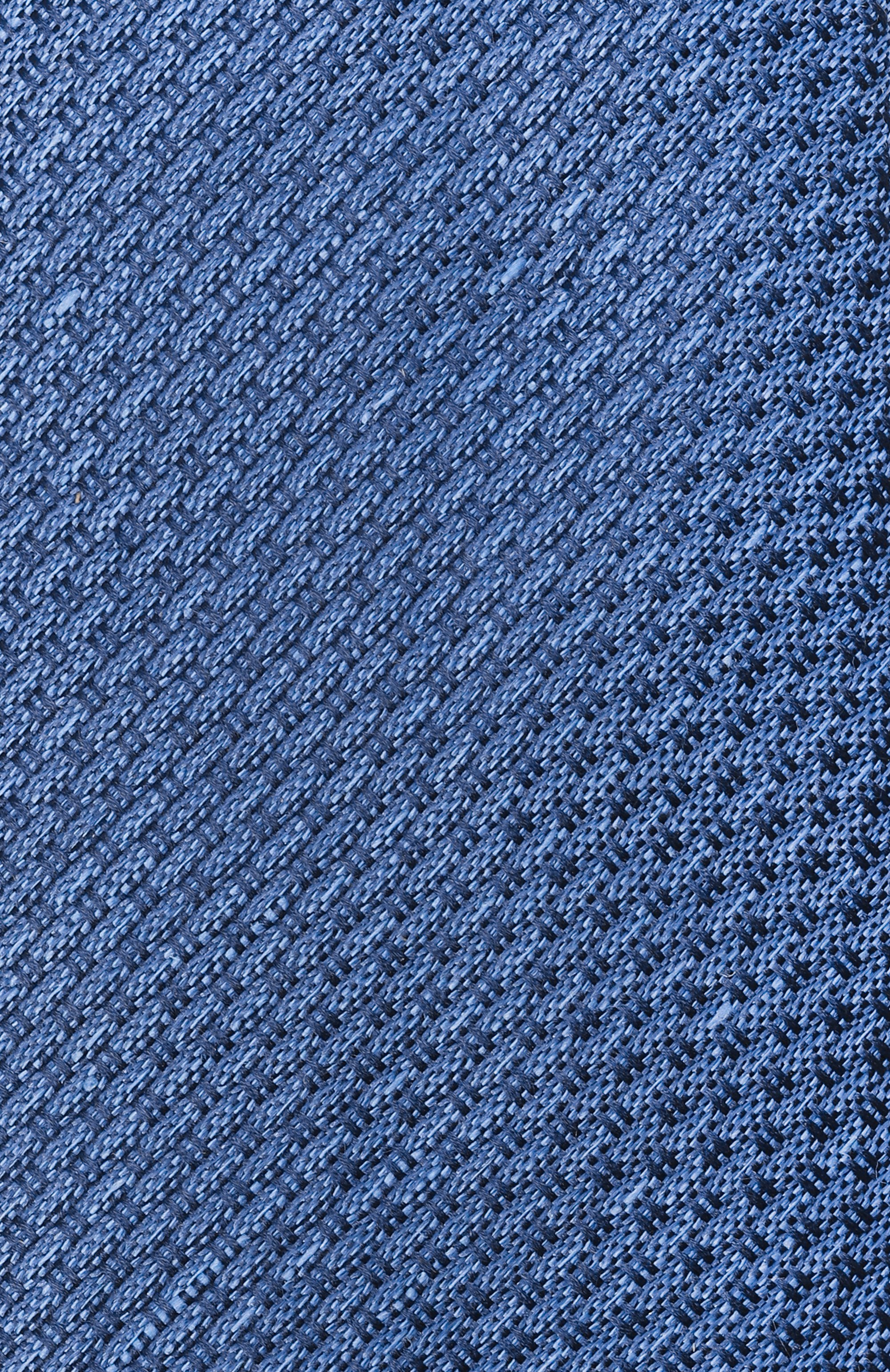 Шелковый галстук CANALI синего цвета по цене 23150 руб., арт. 18/HJ04542, фото 4 Шелковый галстук CANALI, арт. 18/HJ04542, фото 4