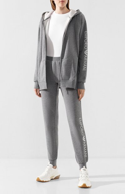 Джоггеры EMPORIO ARMANI серого цвета по цене 12400 руб., арт. 163774/9A250, фото 2 Джоггеры EMPORIO ARMANI, арт. 163774/9A250, фото 2