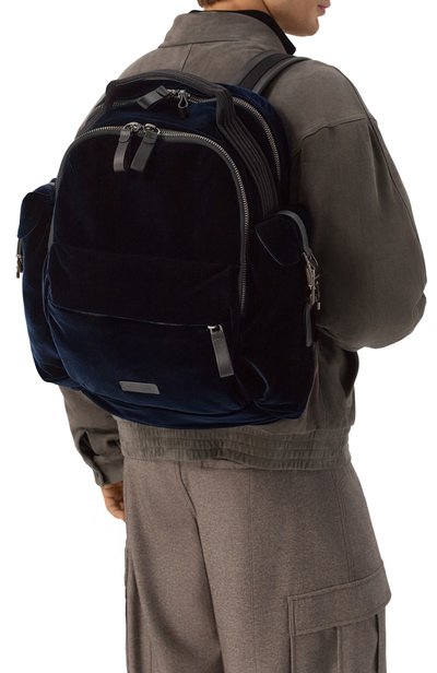 Рюкзак GIORGIO ARMANI темно-синего цвета по цене 372500 руб., арт. GM004585/AF30247, фото 2 Рюкзак GIORGIO ARMANI, арт. GM004585/AF30247, фото 2