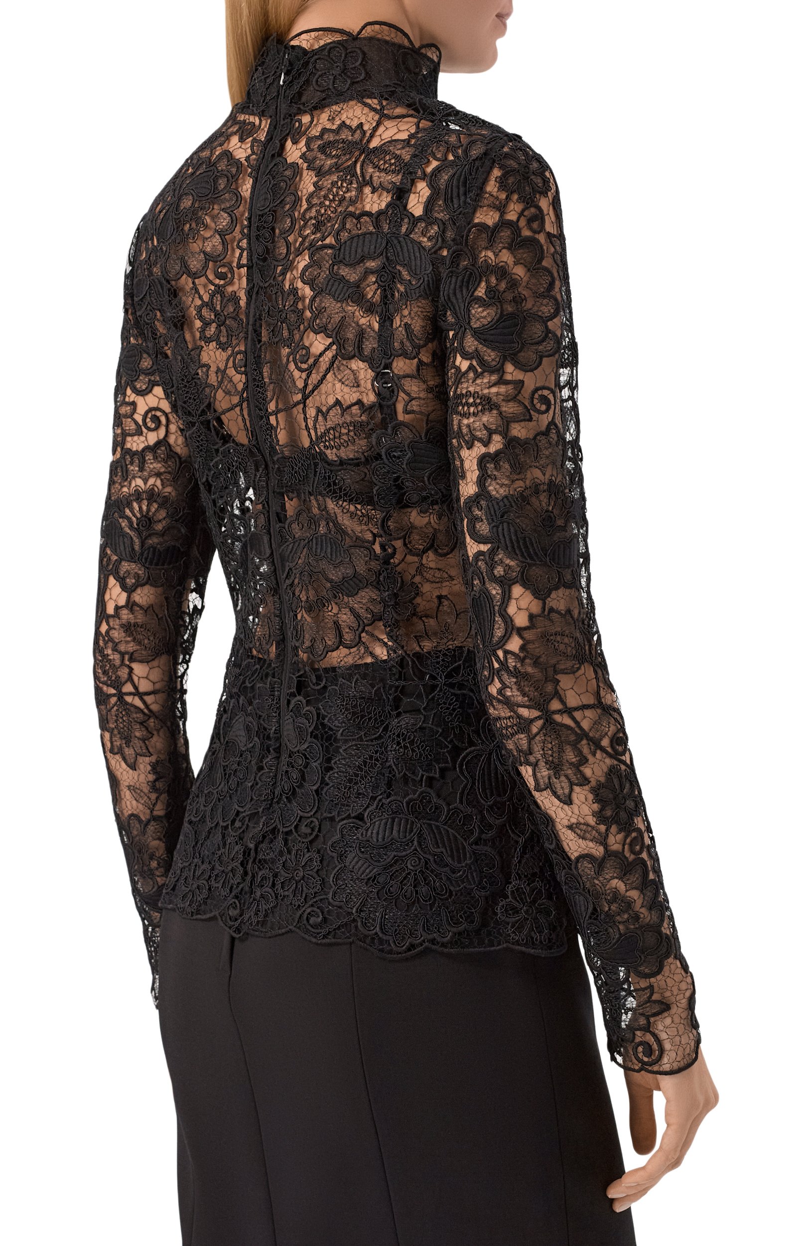 Топ ELIE SAAB черного цвета по цене 208000 руб., арт. T0435NF26/LA011, фото 4 Топ ELIE SAAB, арт. T0435NF26/LA011, фото 4
