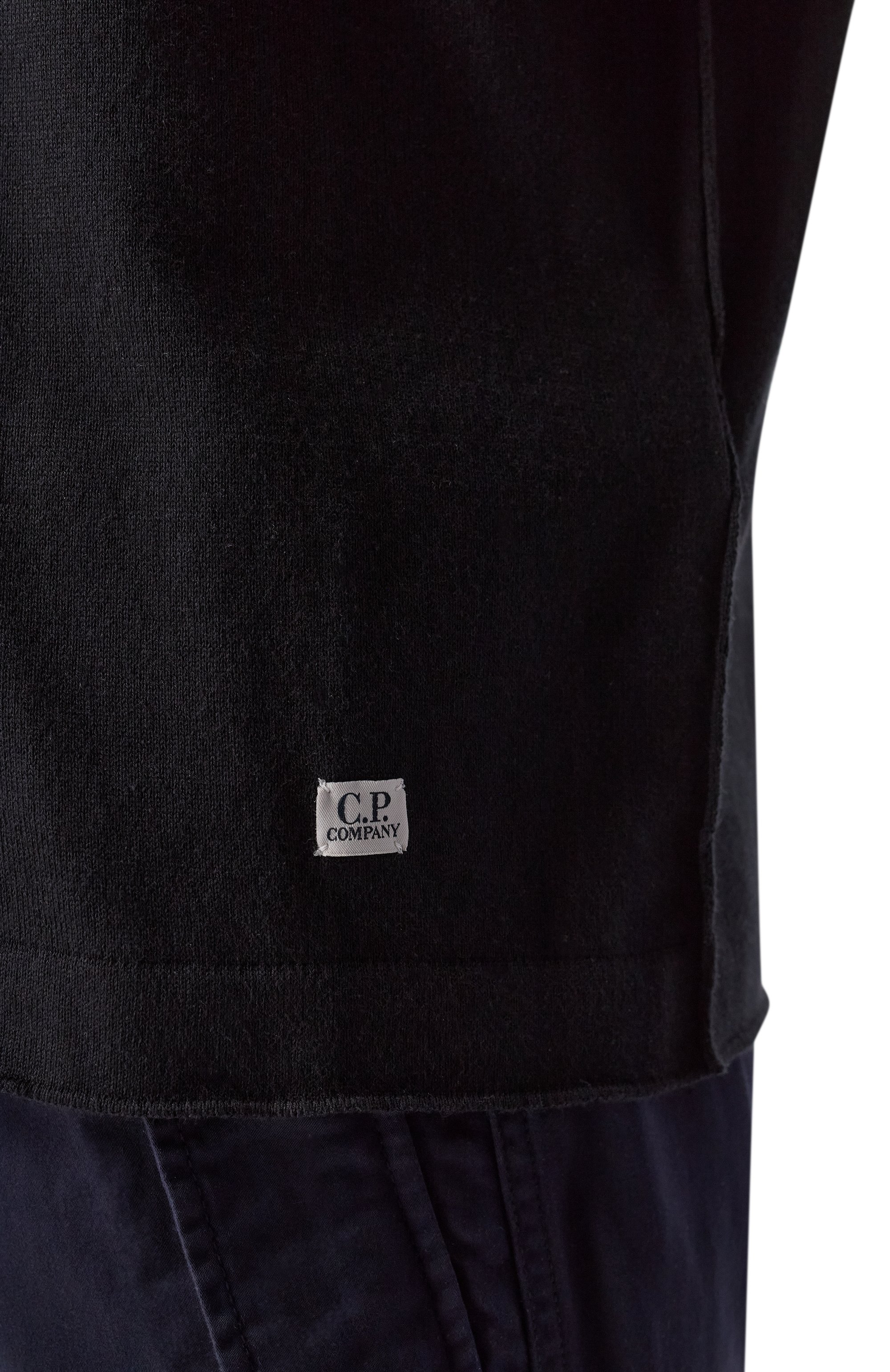 Хлопковый джемпер C.P. COMPANY черного цвета по цене 29650 руб., арт. 18CMKN075A004037A, фото 5 Хлопковый джемпер C.P. COMPANY, арт. 18CMKN075A004037A, фото 5