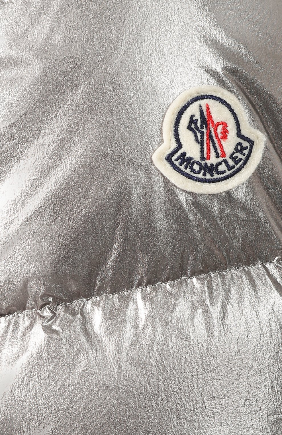 Пуховик MONCLER серебряного цвета по цене 71200 руб., арт. F1-093-1A520-00-C0437, фото 5 Пуховик MONCLER, арт. F1-093-1A520-00-C0437, фото 5