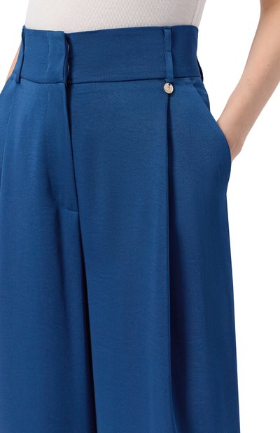 Атласные брюки LIU JO синего цвета по цене 34490 руб., арт. CA5272TS870, фото 5 Атласные брюки LIU JO, арт. CA5272TS870, фото 5