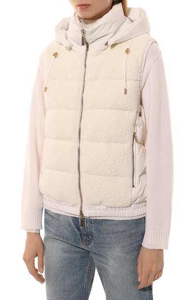 Пуховый жилет MOORER молочного цвета по цене 156000 руб., арт. RA0L-DY_SET, фото 3 Пуховый жилет MOORER, арт. RA0L-DY_SET, фото 3