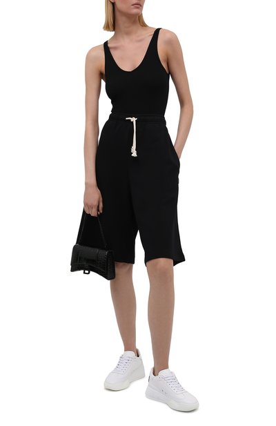 Хлопковые шорты ACNE STUDIOS черного цвета по цене 23000 руб., арт. CE0015/W, фото 2 Хлопковые шорты ACNE STUDIOS, арт. CE0015/W, фото 2