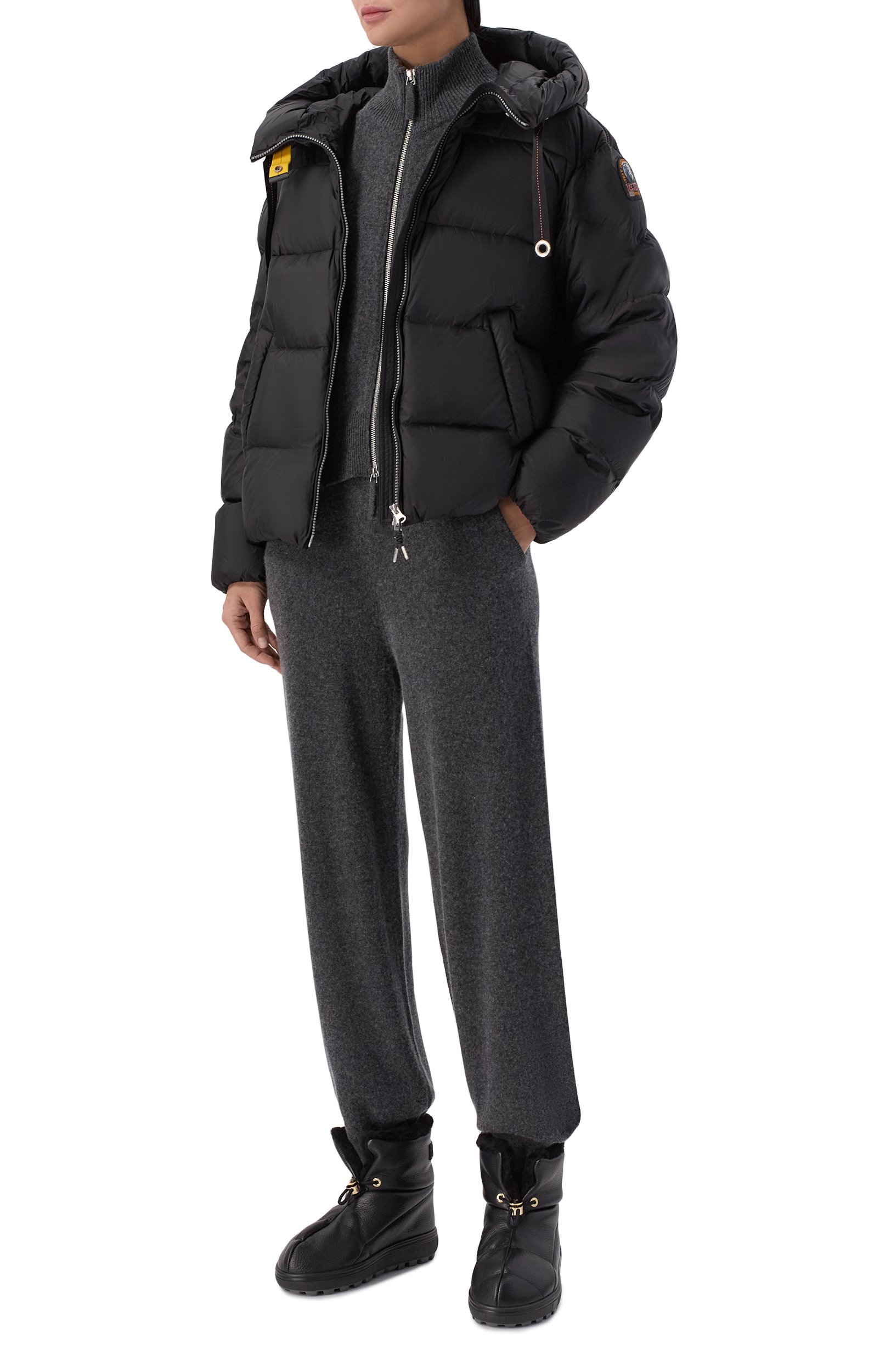 Пуховик PARAJUMPERS черного цвета по цене 94250 руб., арт. 26WMPWPUHY32, фото 2 Пуховик PARAJUMPERS, арт. 26WMPWPUHY32, фото 2