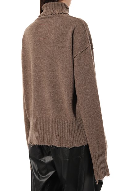 Кашемировый свитер UMA WANG коричневого цвета по цене 106000 руб., арт. UK7153, фото 4 Кашемировый свитер UMA WANG, арт. UK7153, фото 4