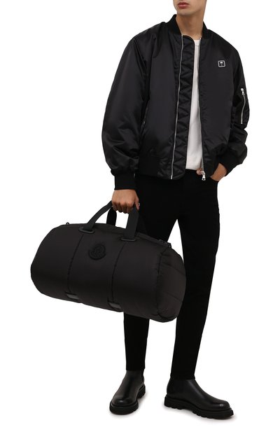 Сумка legere MONCLER черного цвета по цене 112000 руб., арт. G2-09A-5I500-00-02SZS, фото 2 Сумка legere MONCLER, арт. G2-09A-5I500-00-02SZS, фото 2