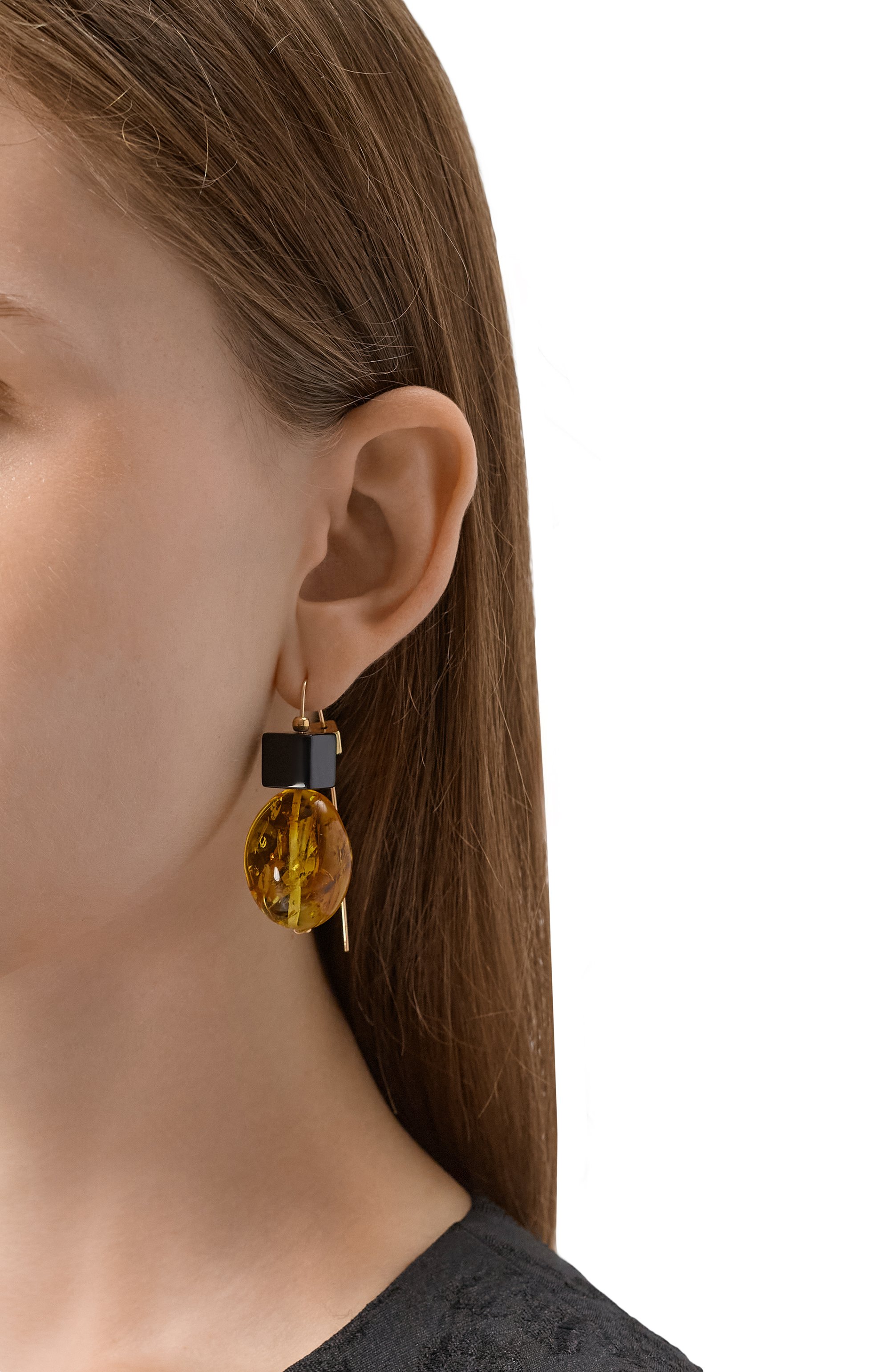 Серьги VIEN желтого цвета по цене 41900 руб., арт. 2526-327, фото 2 Серьги VIEN, арт. 2526-327, фото 2