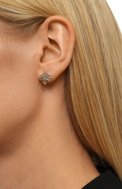 Пуссета baret AVGVST серебряного цвета по цене 29150 руб., арт. 206502-01, фото 2 Пуссета baret AVGVST, арт. 206502-01, фото 2