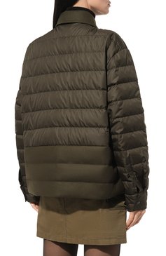 Женская пуховая куртка camicia MONCLER хаки цвета, арт. 2F000-03-59632 | Фото 4 (Материал сплава: Проставлено; Длина (верхняя �одежда): Короткие; Рукава: Длинные; Материал утеплителя: Пух и перо; Материал внешний: Синтетический материал; Материал подклада: Синтетический материал; Драгоценные камни: Проставлено; Стили: Кэжуэл; Кросс-КТ: Куртка, Утепленный)