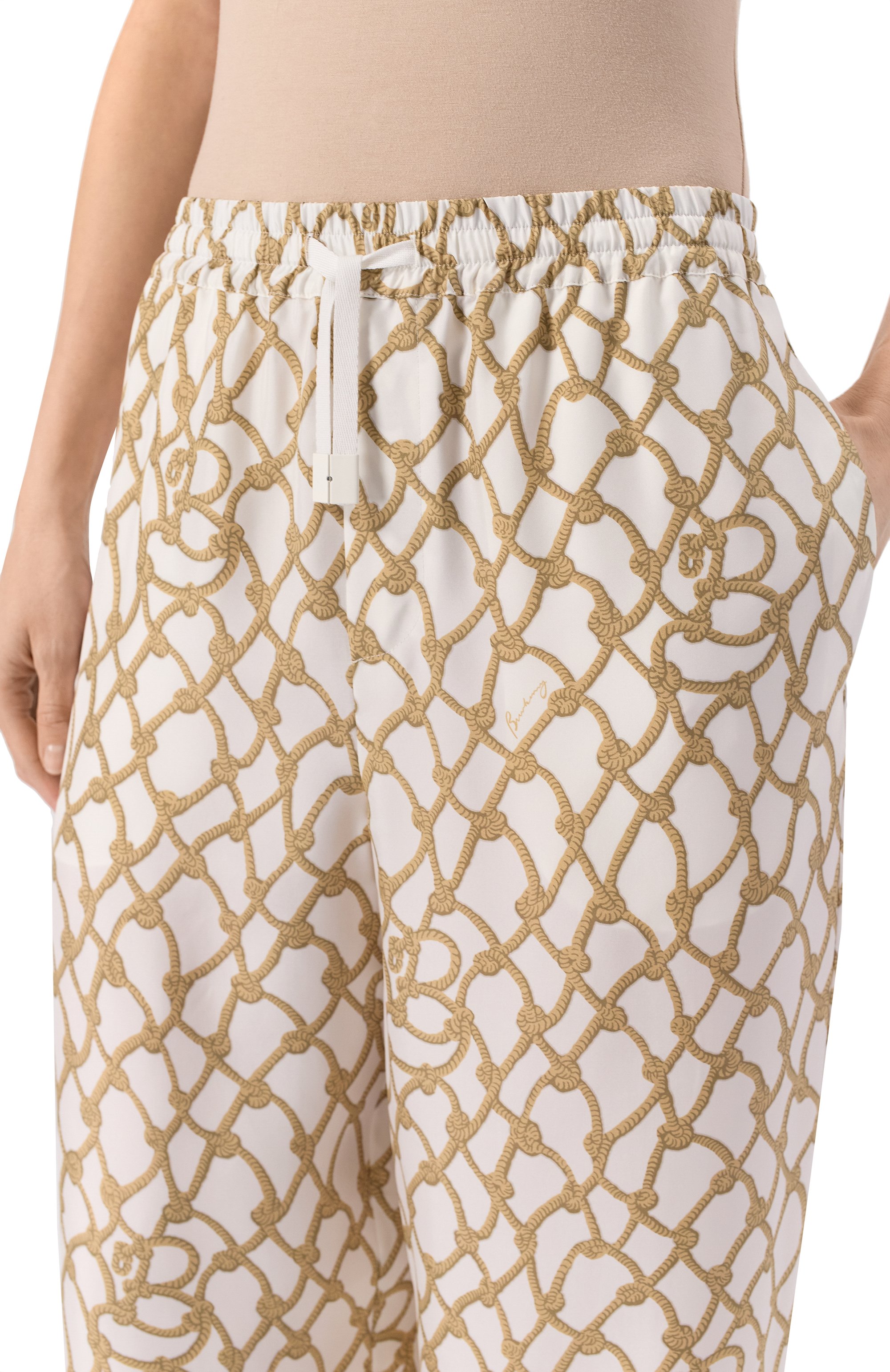 Шелковые брюки BURBERRY бежевого цвета по цене 190500 руб., арт. 8107048, фото 5 Шелковые брюки BURBERRY, арт. 8107048, фото 5