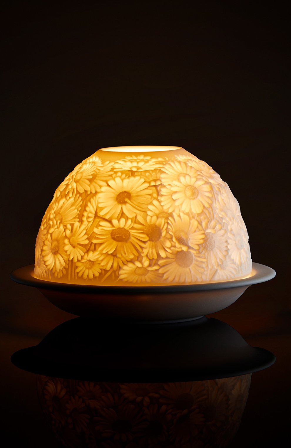 Подсвечник daisies BERNARDAUD белого цвета по цене 11450 руб., арт. 2127/6555, фото 2 Подсвечник daisies BERNARDAUD, арт. 2127/6555, фото 2