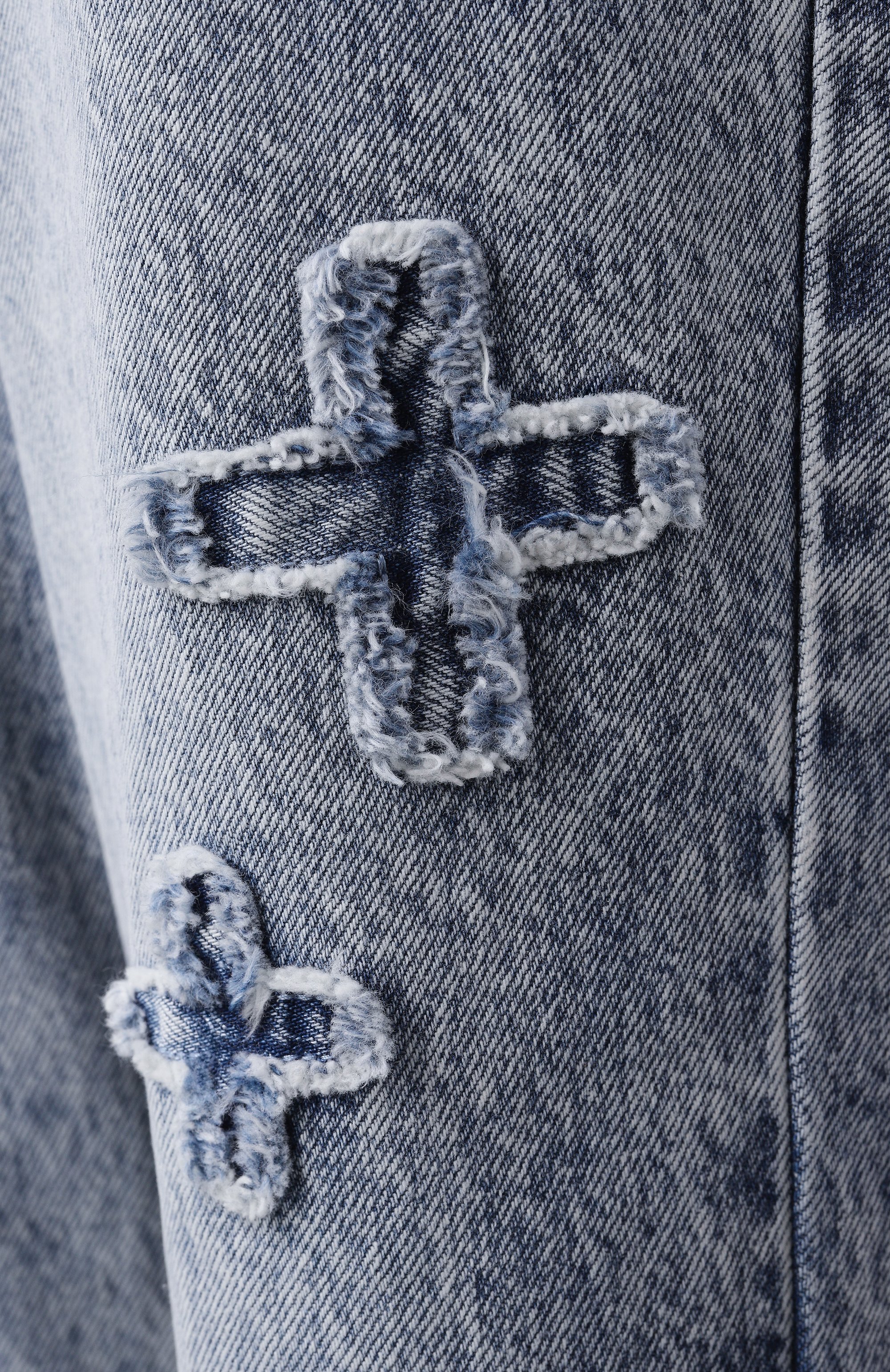 Джинсы KSUBI голубого цвета по цене 34250 руб., арт. WPS25DJ013, фото 6 Джинсы KSUBI, арт. WPS25DJ013, фото 6