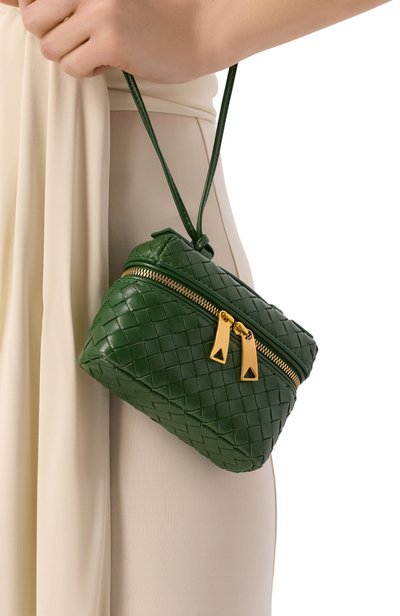 Сумка candy bang bang BOTTEGA VENETA зеленого цвета по цене 197000 руб., арт. 875454/V0HW0, фото 2 Сумка candy bang bang BOTTEGA VENETA, арт. 875454/V0HW0, фото 2