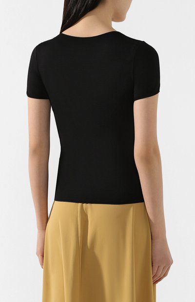 Футболка из вискозы EMPORIO ARMANI черного цвета по цене 24450 руб., арт. 8N2M6A/2J85Z, фото 4 Футболка из вискозы EMPORIO ARMANI, арт. 8N2M6A/2J85Z, фото 4