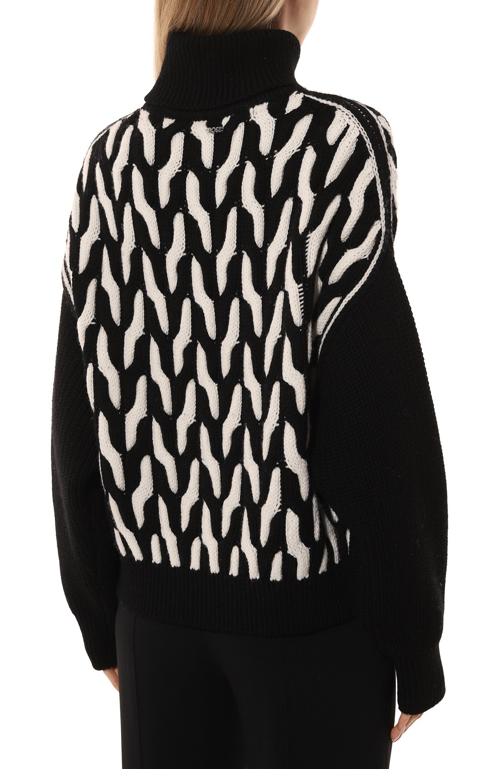 Шерстяной свитер BOSS черно-белого цвета по цене 33200 руб., арт. 50523719, фото 4 Шерстяной свитер BOSS, арт. 50523719, фото 4