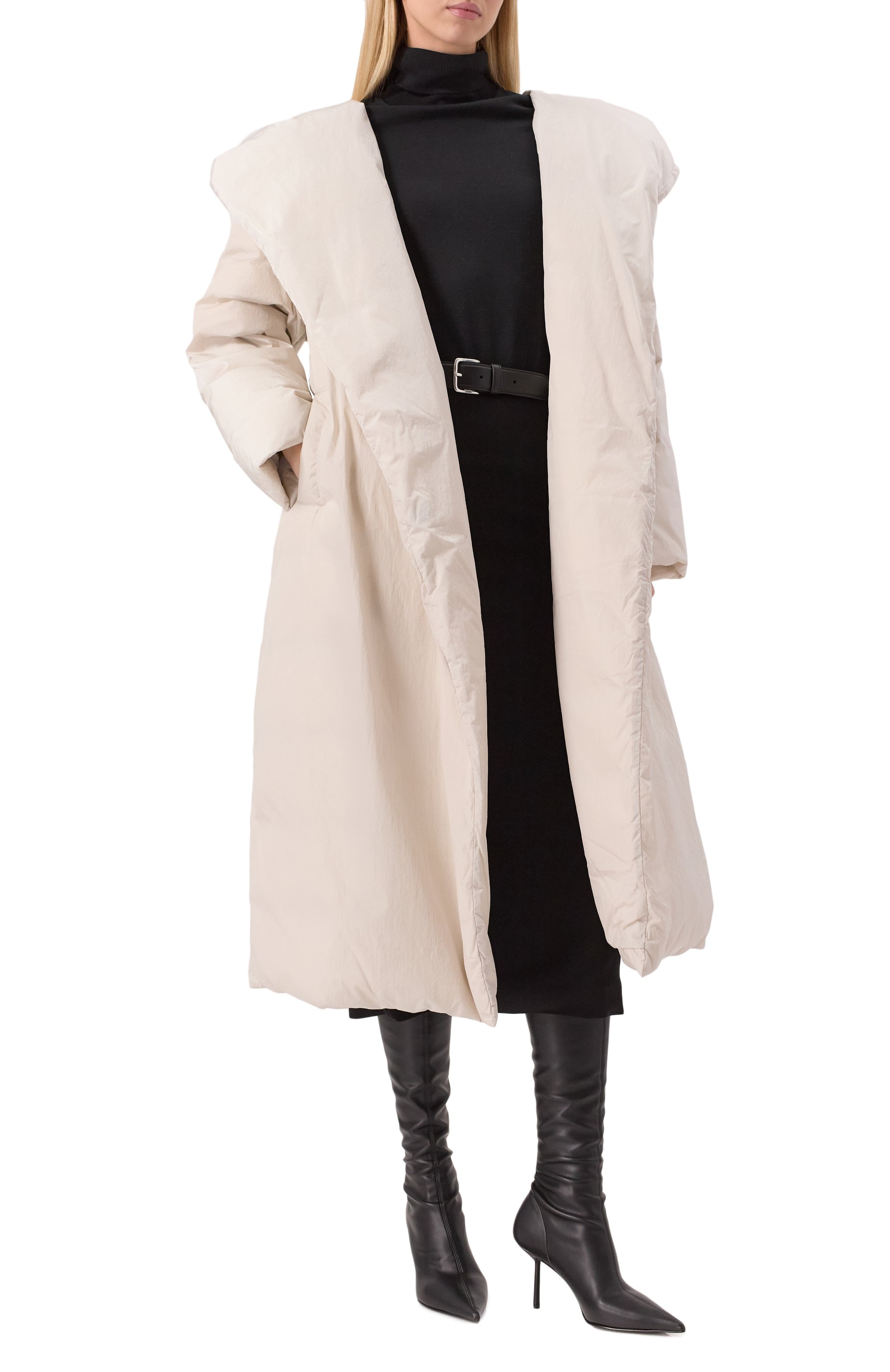 Пуховик JACOB LEE молочного цвета по цене 219500 руб., арт. WDC0200AW24EC, фото 2 Пуховик JACOB LEE, арт. WDC0200AW24EC, фото 2