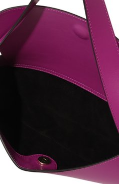 Женская сумка corvus NEOUS фиолетового цвета, арт. 00028A01 | Фото 5 (Сумки-технические: Сумки top-handle; Размер: medium; Материал: Натуральная кожа; Материал сплава: Проставлено; Драгоценные камни: Проставлено)