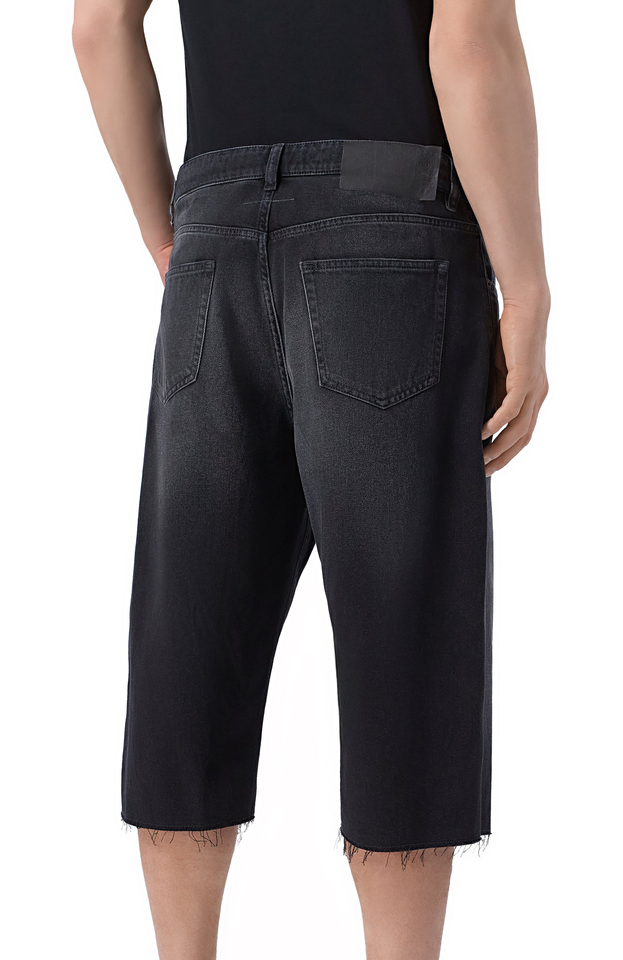 Джинсовые шорты MM6 темно-серого цвета по цене 64500 руб., арт. SH0MU0014/M30064, фото 4 Джинсовые шорты MM6, арт. SH0MU0014/M30064, фото 4