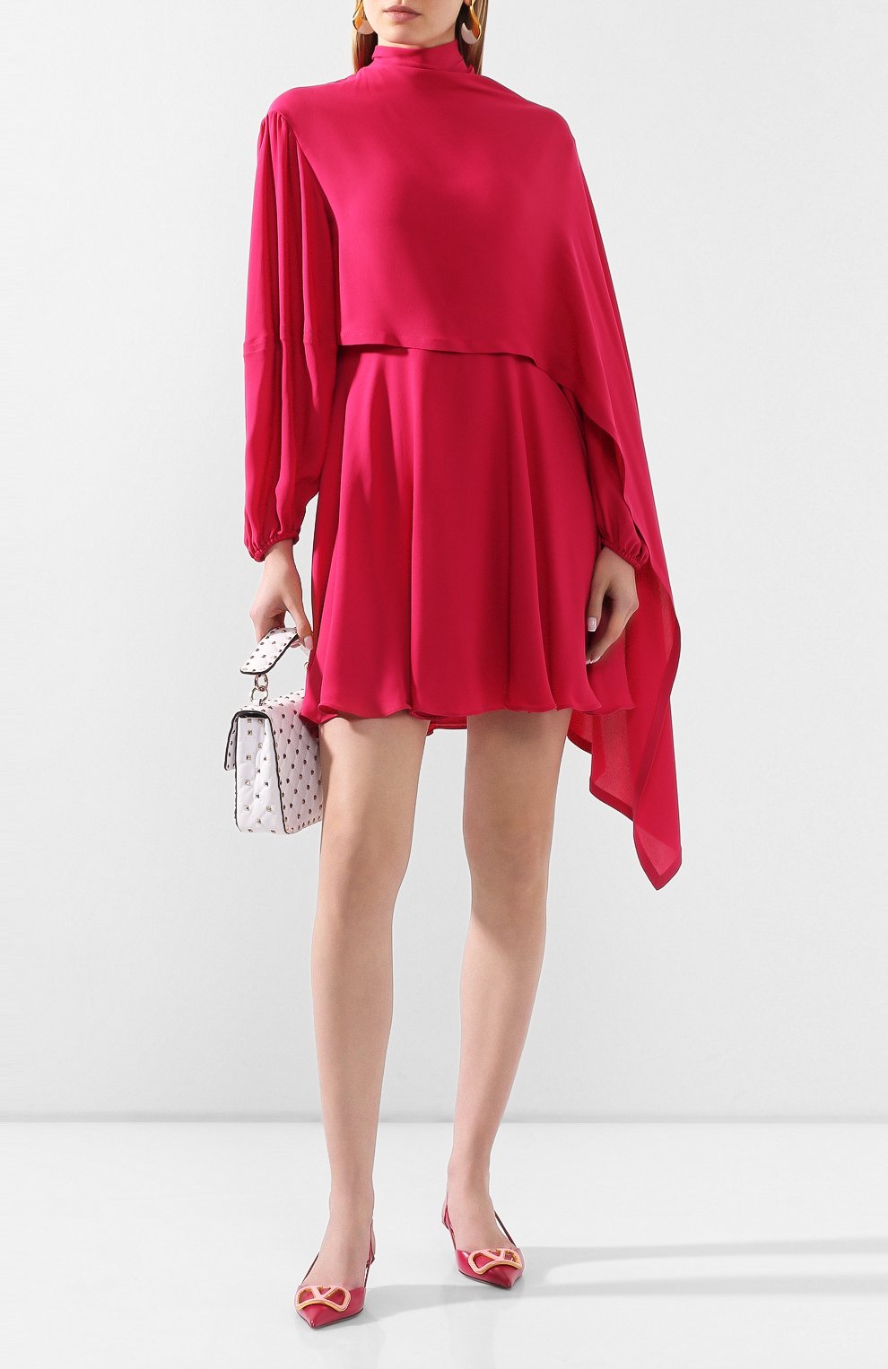 Шелковое платье VALENTINO фуксия цвета по цене 450500 руб., арт. TB0VAS701MH, фото 2 Шелковое платье VALENTINO, арт. TB0VAS701MH, фото 2