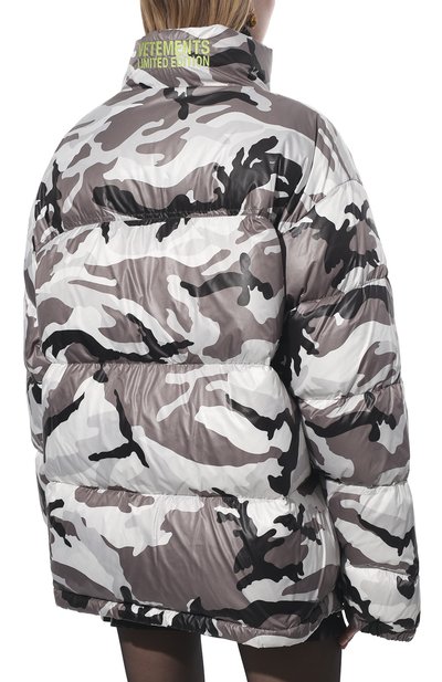 Пуховик VETEMENTS, арт. UE52JA320W 1104/W, фото 4