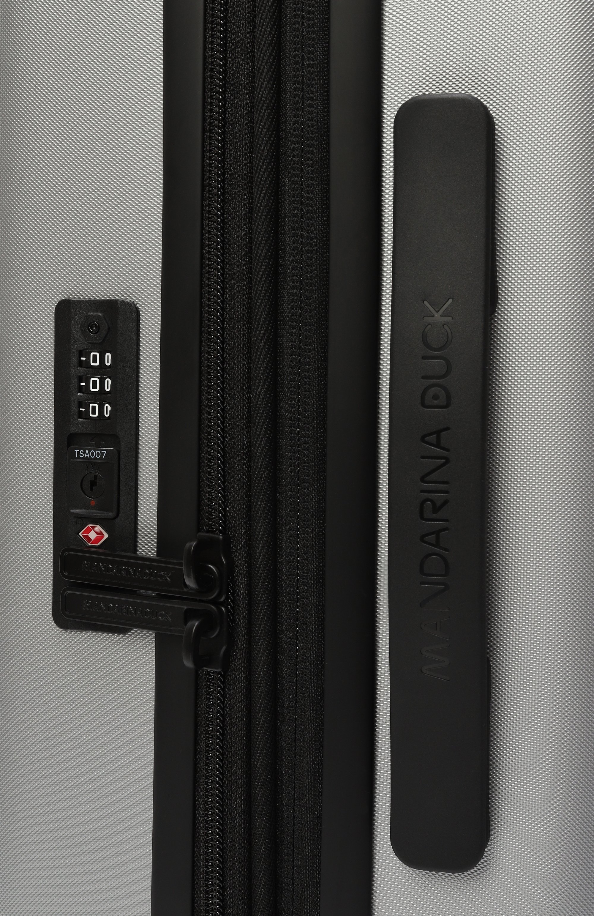 Чемодан tank case small MANDARINA DUCK, арт. FSV21-002, фото 2