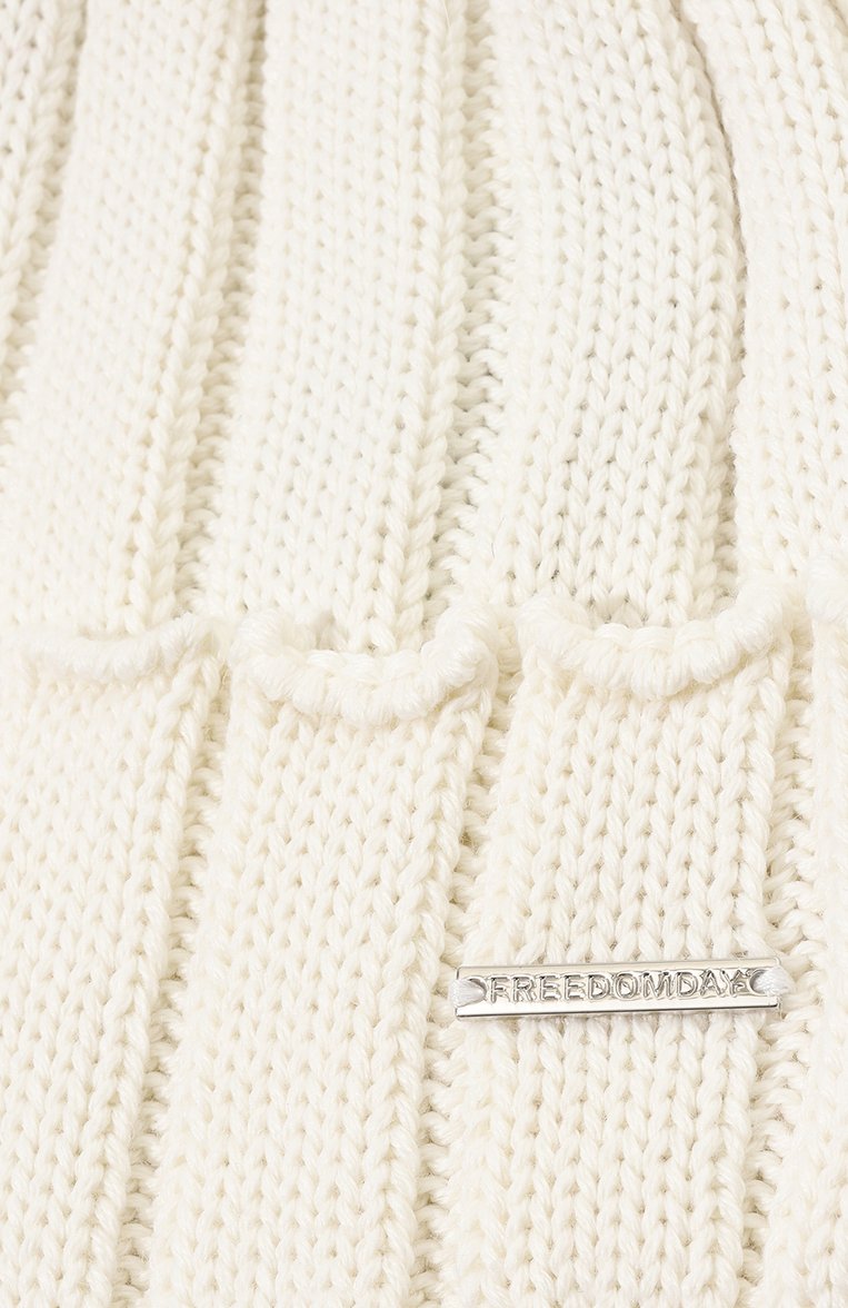 Женская шапка FREEDOMDAY белого цвета, арт. IFRW4675AF805-RFCF | Фото 4 (Материал: Текстиль, Шерсть, Синтетический материал; Материал сплава: Проставлено; Нос: Не проставлено)