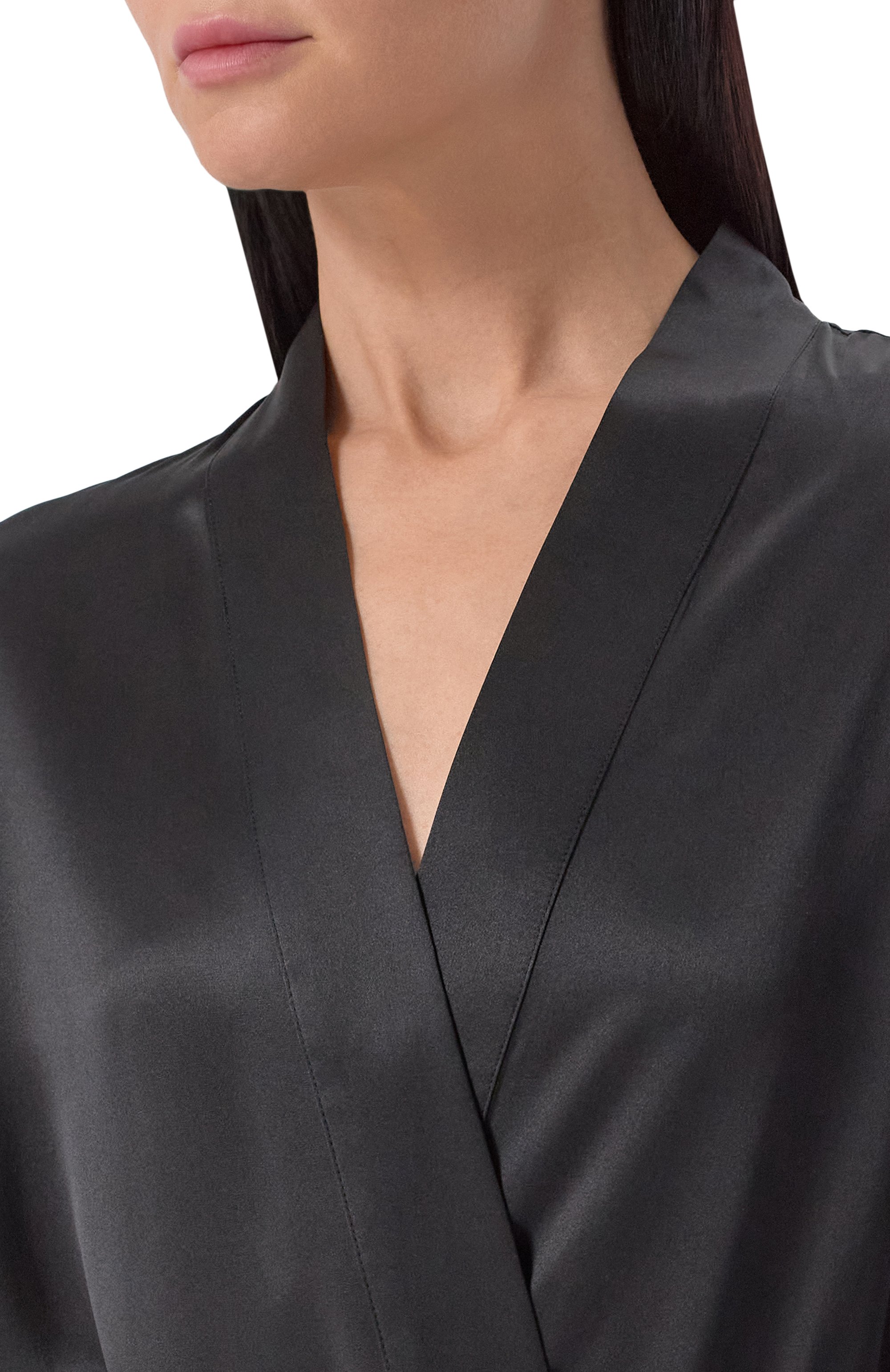 Шелковый халат LIVY черного цвета по цене 95360 руб., арт. 655266105, фото 5 Шелковый халат LIVY, арт. 655266105, фото 5