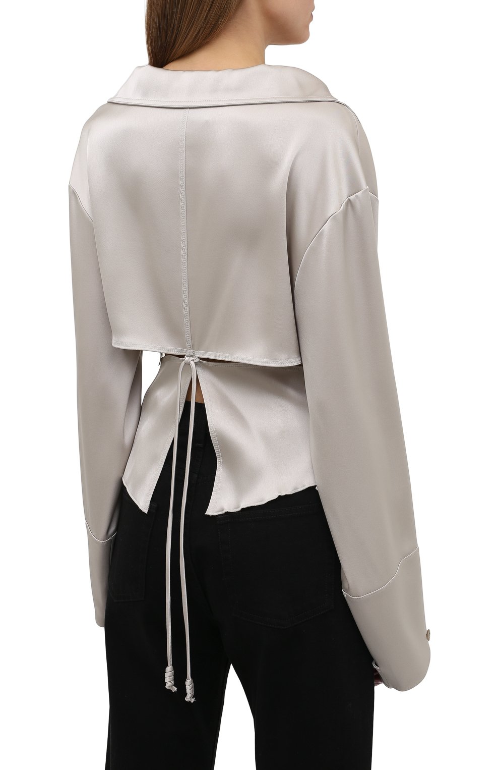 Блузка NANUSHKA светло-серого цвета по цене 47800 руб., арт. RASHA_SILVER TAUPE_SLIP SATIN, фото 4 Блузка NANUSHKA, арт. RASHA_SILVER TAUPE_SLIP SATIN, фото 4