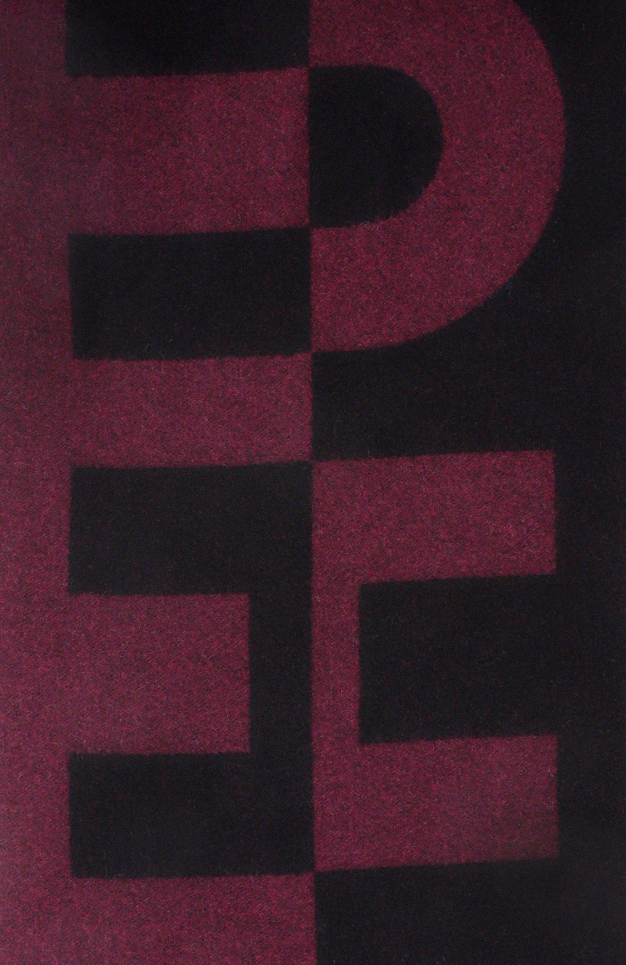 Шерстяной шарф HUGO бордового цвета по цене 12500 руб., арт. 50524767, фото 4 Шерстяной шарф HUGO, арт. 50524767, фото 4