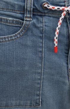 Детские джинсы MARC JACOBS (THE) голубого цвета, арт. W24252 | Фото 3 (Материал внешний: Хлопок; Детали: На резинке; Нос: Не проставлено; Региональные ограничения белый список (Axapta Mercury): Не проставлено; Ростовка одежда: 9 лет | 134 см, 18 мес | 86 см, 2 года | 92 см, 3 года | 98 см, 4 года | 104 см, 5 лет | 110 см, 7 лет | 122 см)