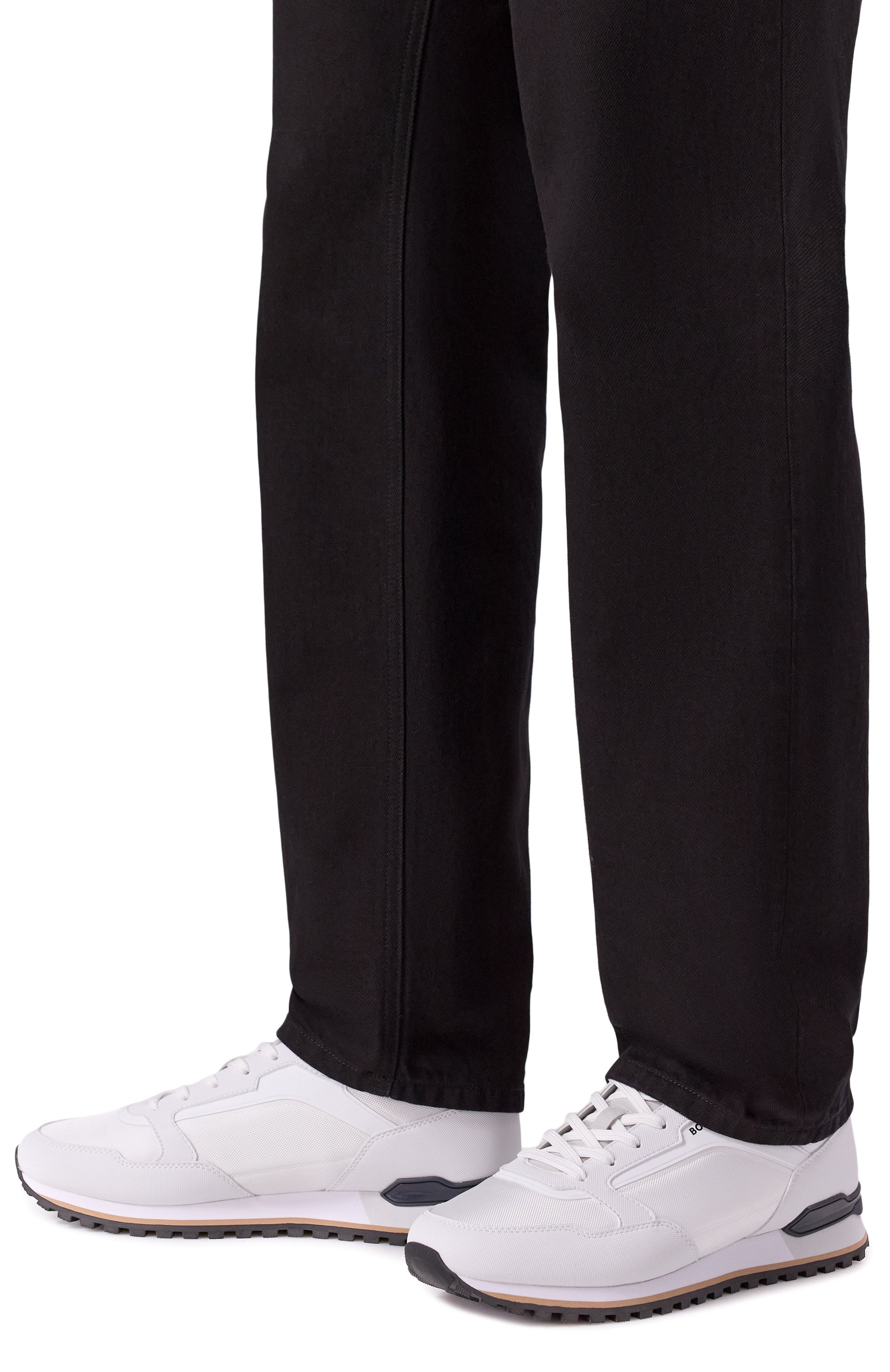 Комбинированные кроссовки parkour BOSS белого цвета по цене 29950 руб., арт. 50552914, фото 3 Комбинированные кроссовки parkour BOSS, арт. 50552914, фото 3