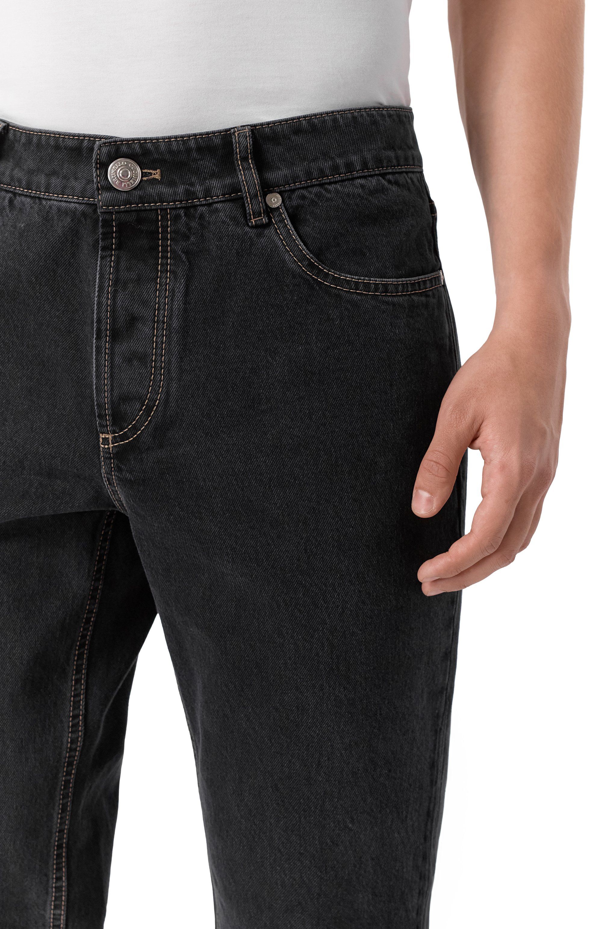 Джинсы traditional fit BRUNELLO CUCINELLI темно-серого цвета по цене 105000 руб., арт. M240PB3210, фото 5 Джинсы traditional fit BRUNELLO CUCINELLI, арт. M240PB3210, фото 5