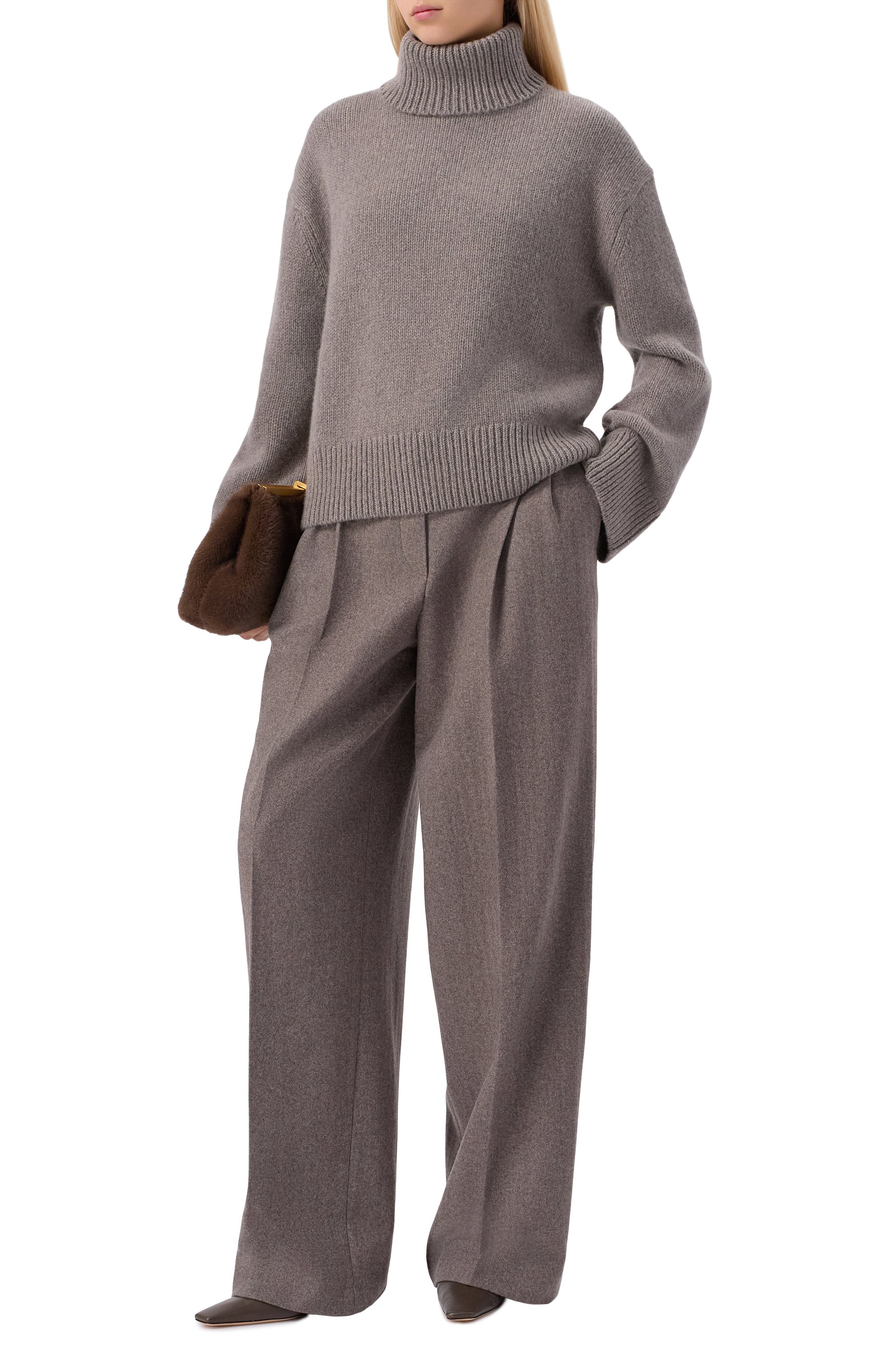 Брюки из шерсти и кашемира 12 STOREEZ бежевого цвета по цене 27000 руб., арт. 134331, фото 2 Брюки из шерсти и кашемира 12 STOREEZ, арт. 134331, фото 2