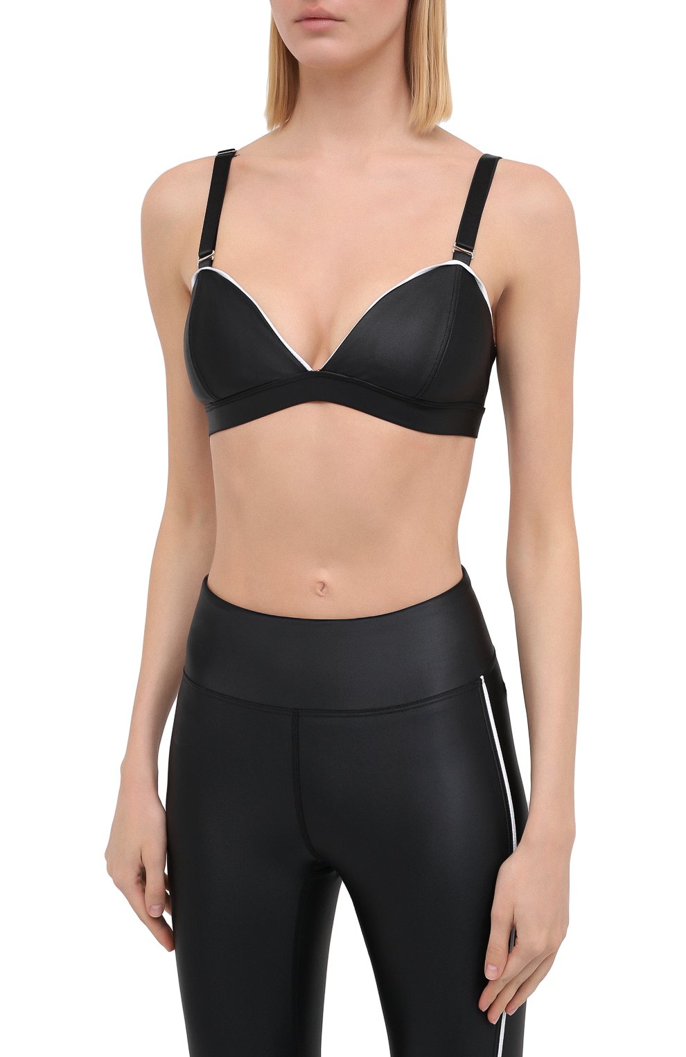 Бра-топ HEROINE SPORT черного цвета по цене 8995 руб., арт. HS-1-041/PRE-FALL 2020, фото 3 Бра-топ HEROINE SPORT, арт. HS-1-041/PRE-FALL 2020, фото 3